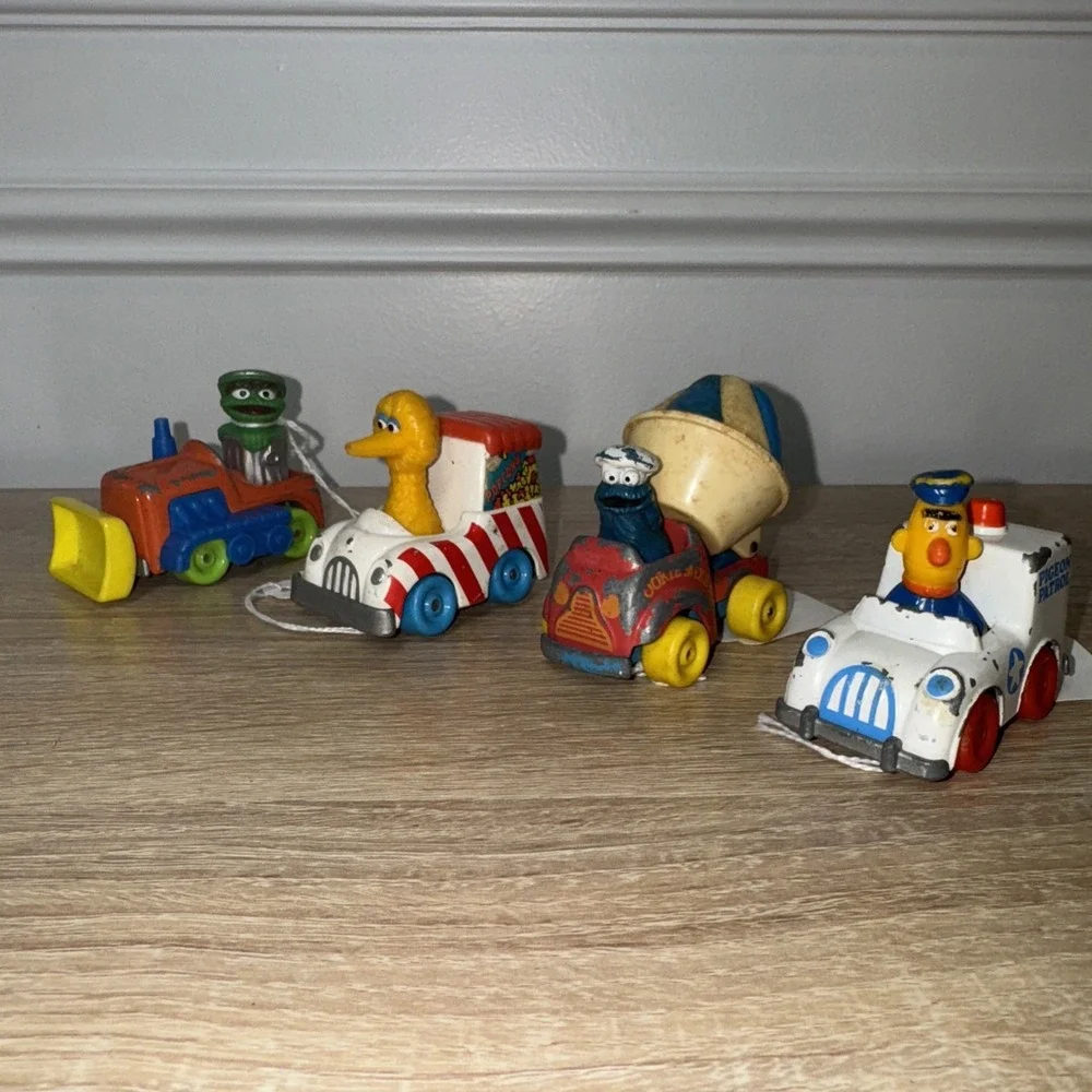 VTG Sesame Street Toy Lot 4 Oscar Grouch Cookie Monster Big Bird Ernie Playskool